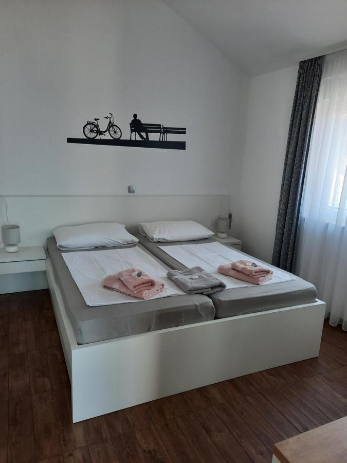 Villa Kata Ražanj 외부 사진