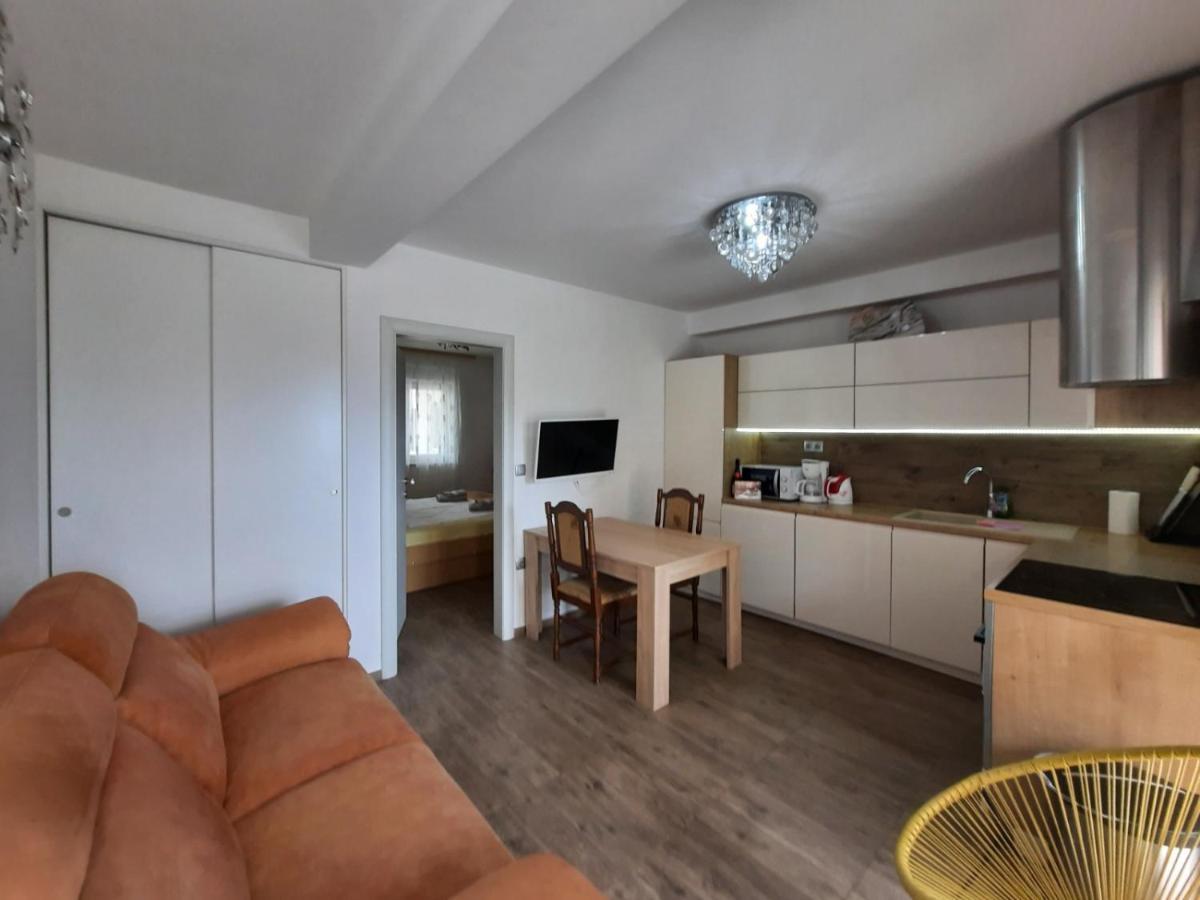 Villa Kata Ražanj 외부 사진